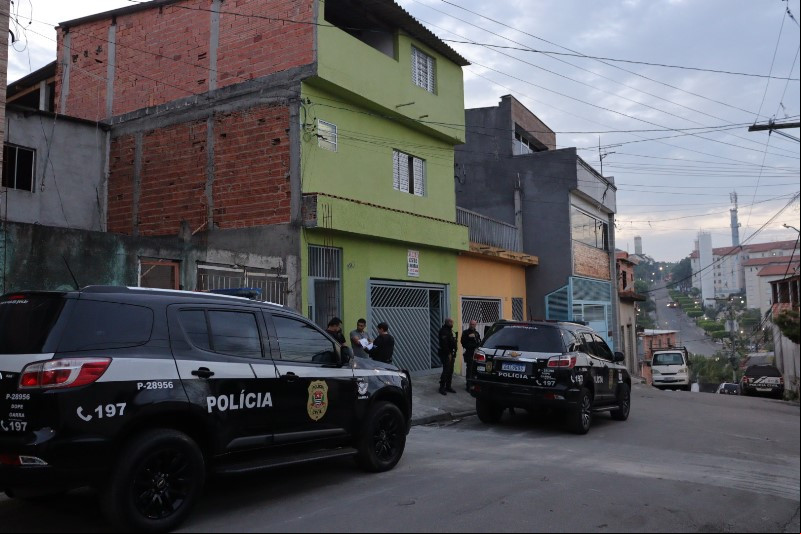 Operação foi deflagrada em 4 cidades de São Paulo e também em Uberaba (MG)