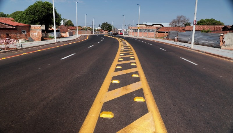 Novas construções, reformas e empreendimentos estão sendo feitos ao longo dos 1,5 km de extensão da Via Norte 