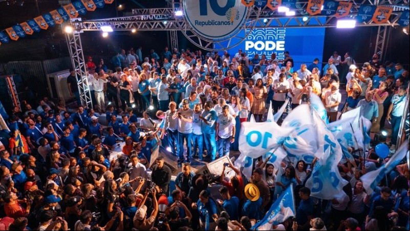 Comício de Jorge Frederico 